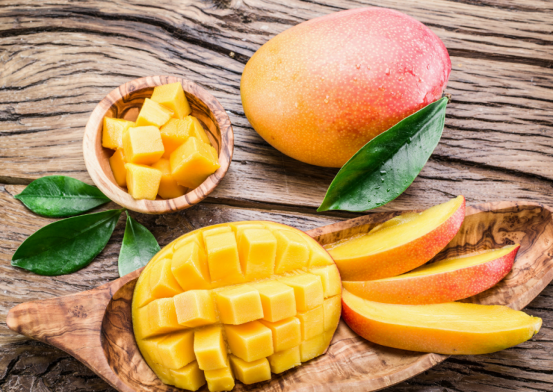 Hoeveel calorieën zitten mango's, vitamines, BJU, nuttige eigenschappen van een exotisch fruit voor gewichtsverlies